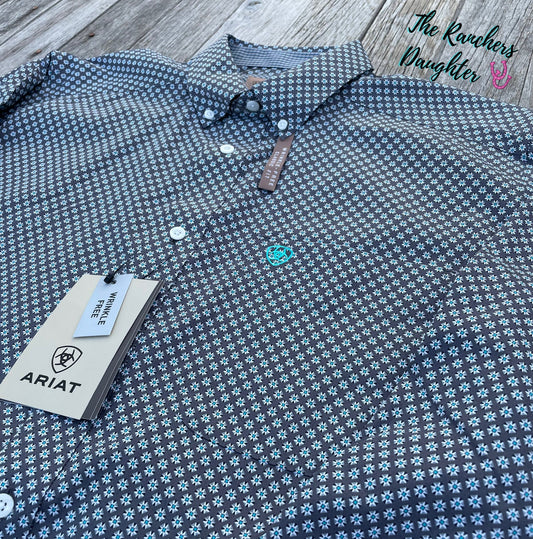 Ariat Men's Wrinkle Free Caleb Classic Fit Shirt