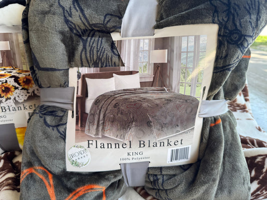 Forrest Green Punchy Super Plush Blanket 80X90