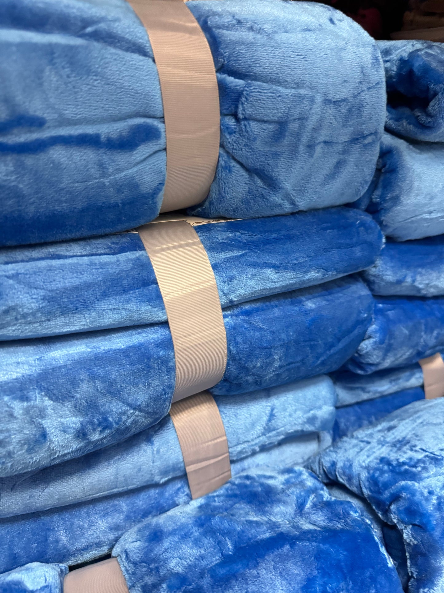 Solid Blue Super Plush Blanket - FULL/QUEEN