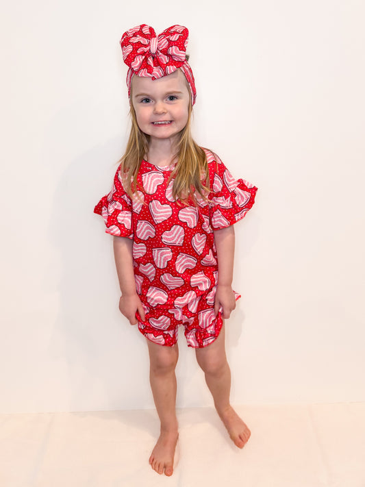 Red cakes ruffle top set