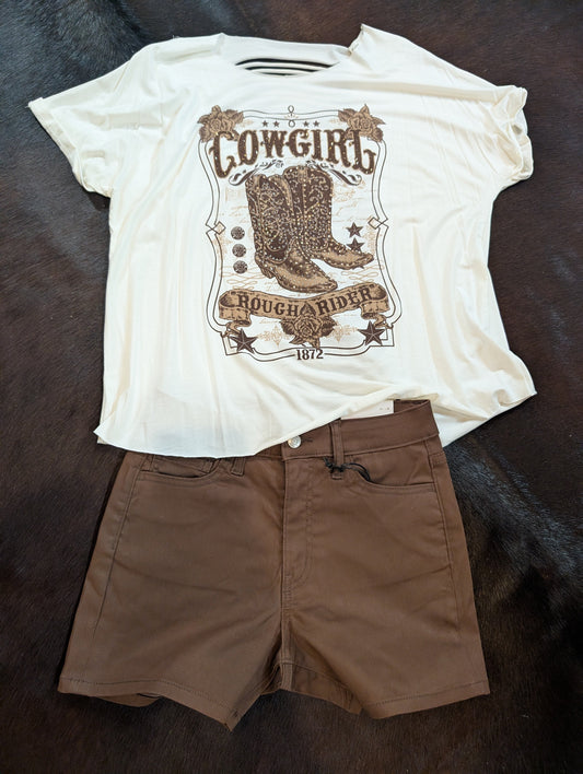 Ivory Boat Neck Short Sleeve Knit Top with Boot Design