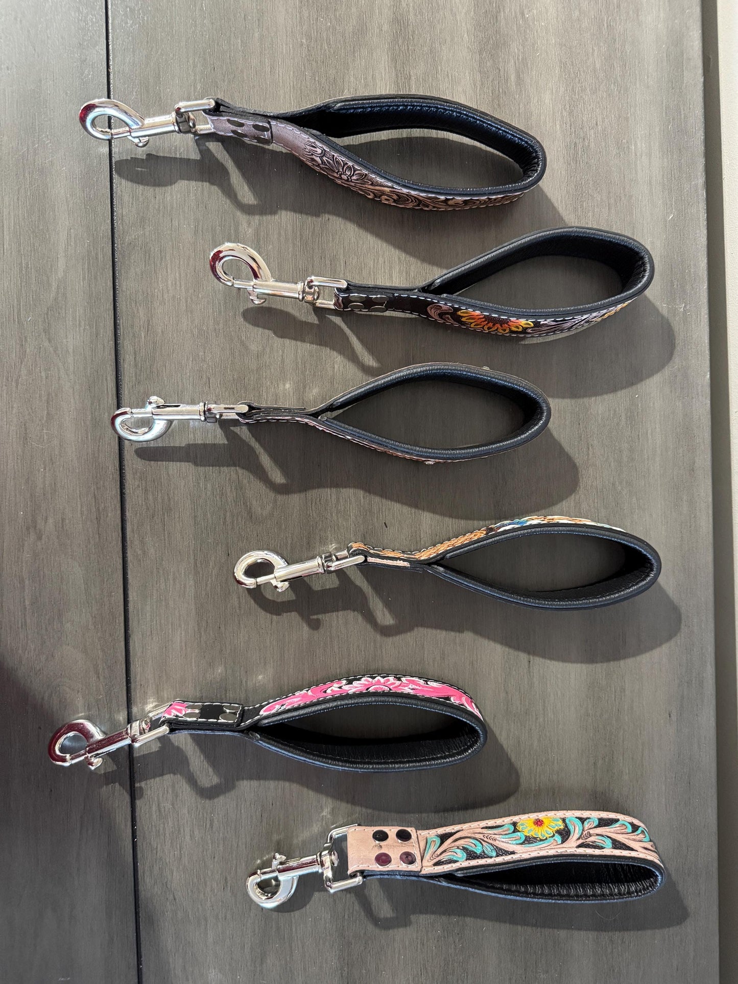 Short Western genuine leather dog pet leash for hiking or training 11"