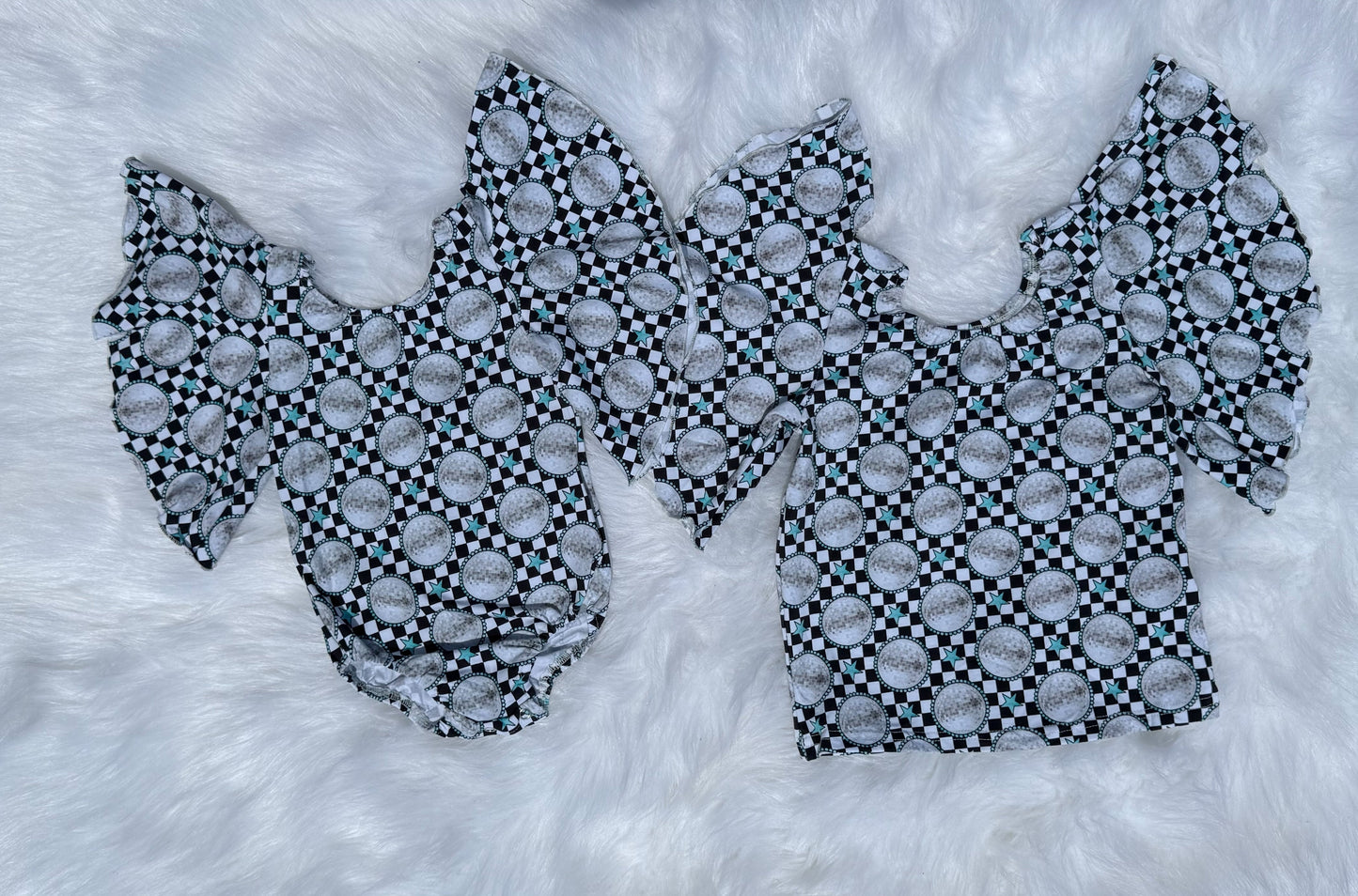 Disco Flutter Sleeve Leo (FINAL SALE)