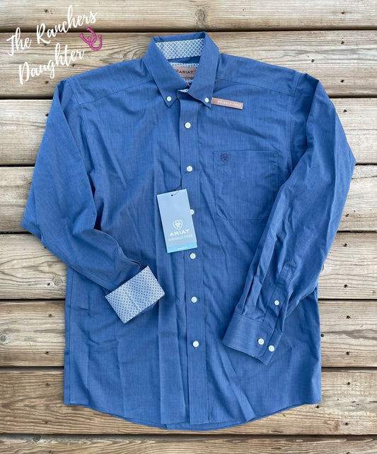 Ariat Men's Midnight Wrinkle Free Solid Pinpoint Oxford Classic Fit Shirt