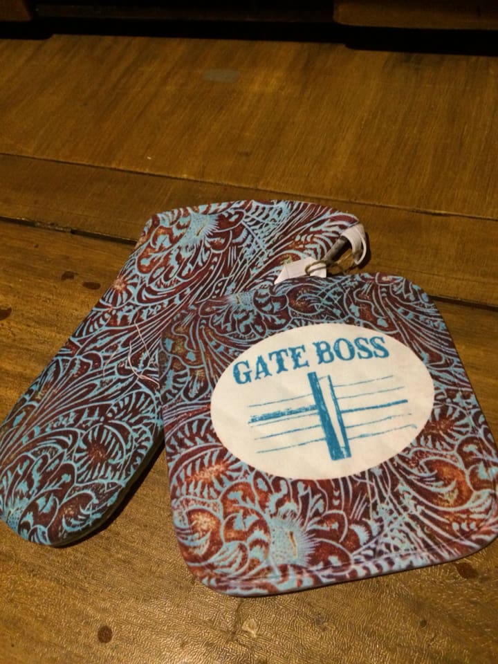 Hot Pad/Oven Mitt Set