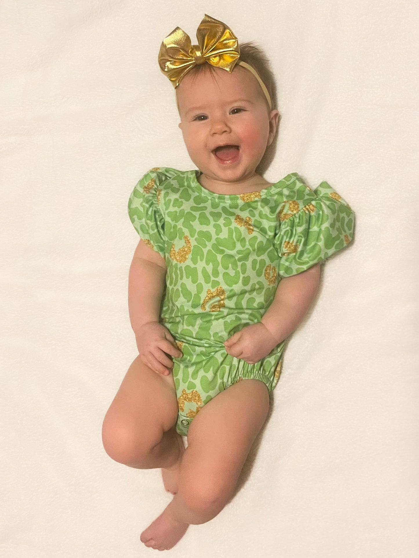 Green leopard flutter leo