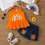 2pcs Toddler Girl Trendy Cotton Ruffled Camisole and Ripped Panel Denim Shorts Set
