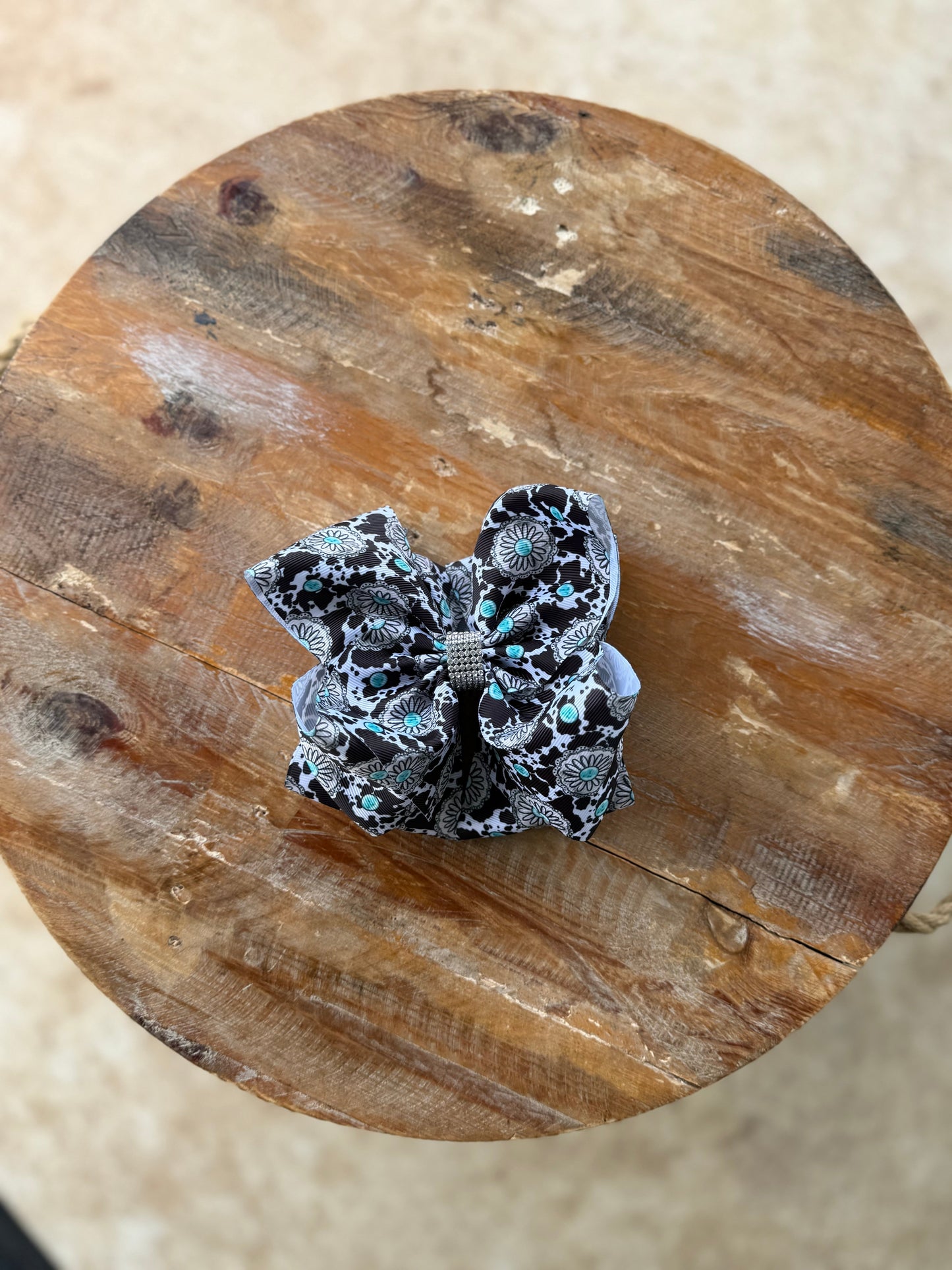 Printed 7.5 inch bedazzled hair bows