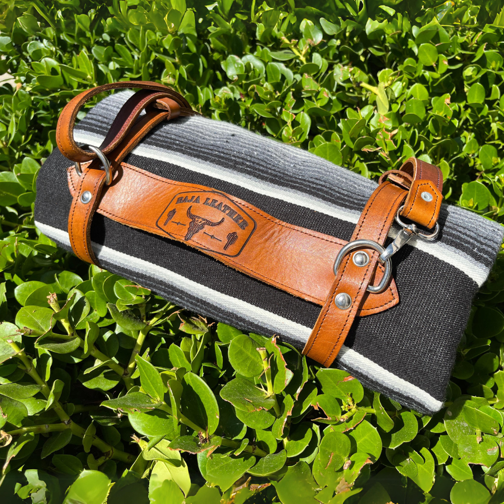 Motorcycle Bedroll / Motorcycle Blanket Roll Straps