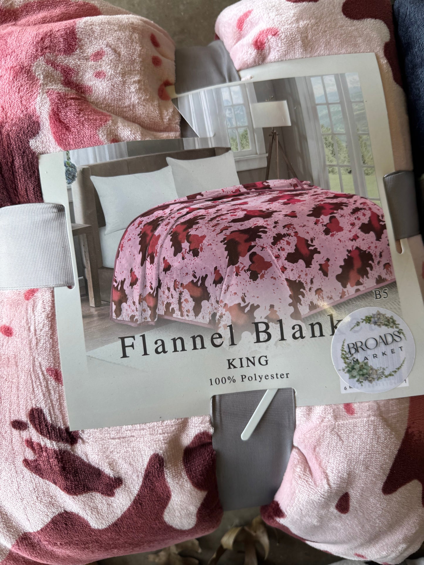 Scarlett Red & Pink Cow Print Super Plush Blanket 93X88