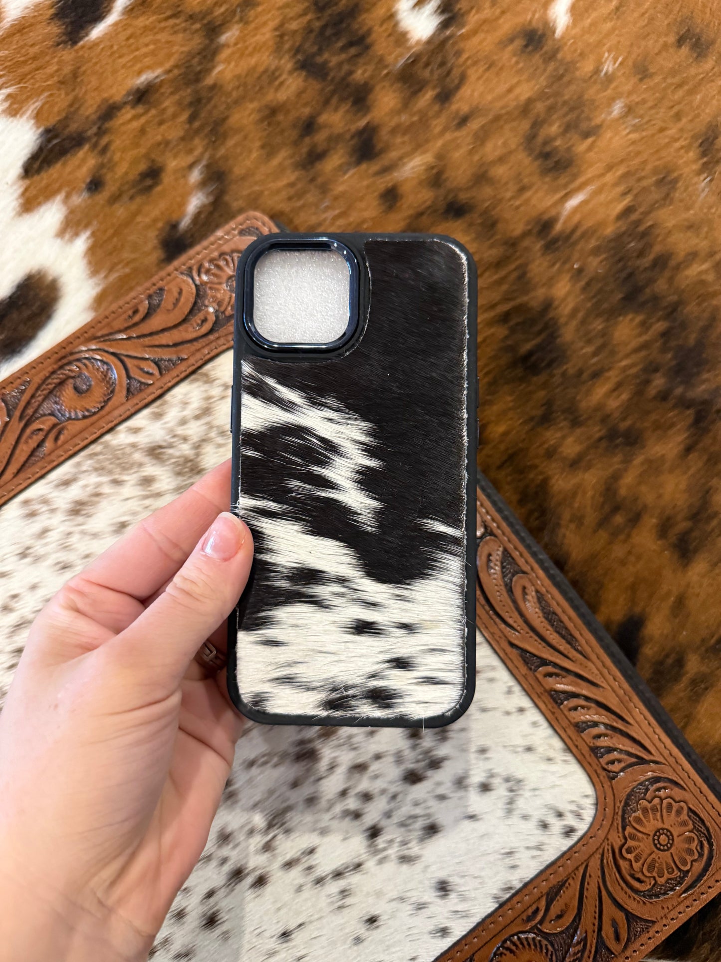 Cowhide iPhone 15 Case