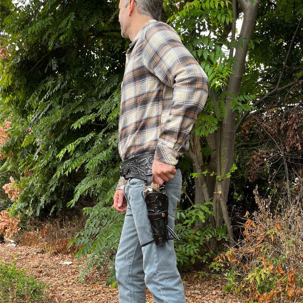 LEFT HAND Draw - 22 Caliber Revolver Leather Holster Belt - Black