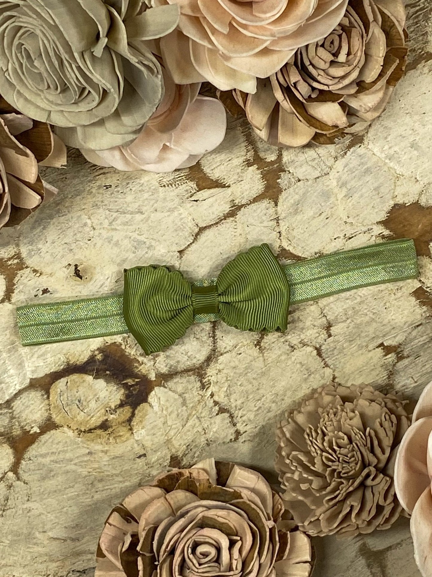 Bitty Scalloped Bow - Headband - 2.5"