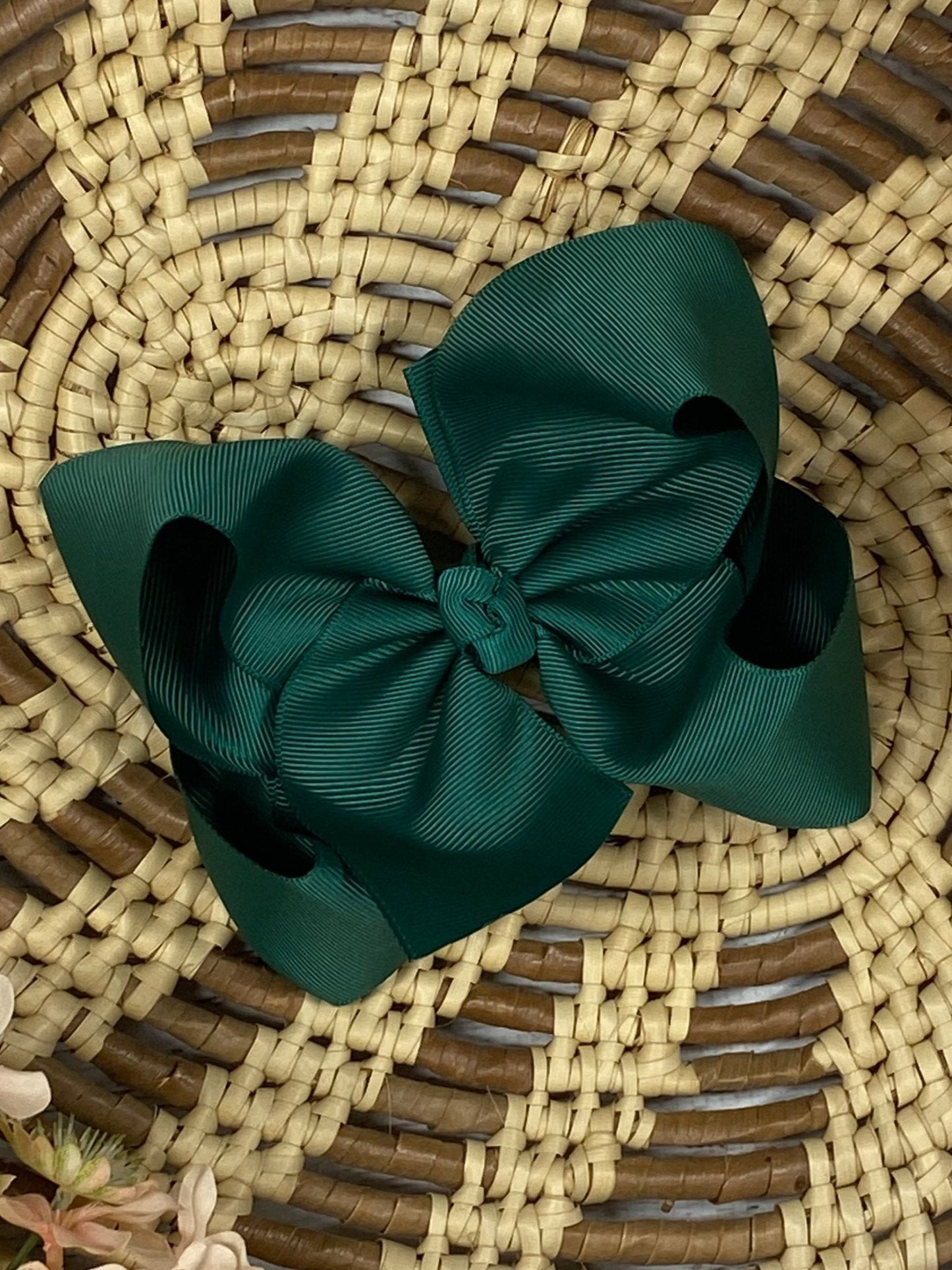 Classic Grosgrain Hair Bow - French Clip - 4.5"