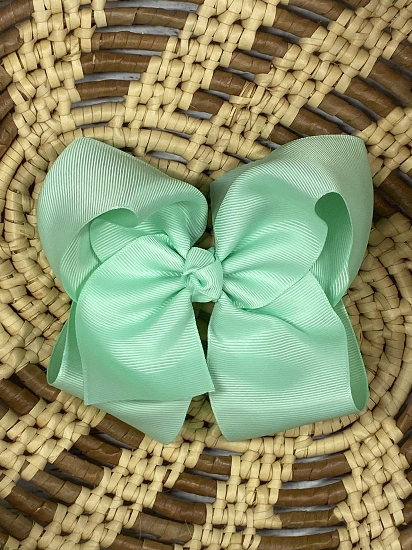Classic Grosgrain Hair Bow - French Clip - 4.5"