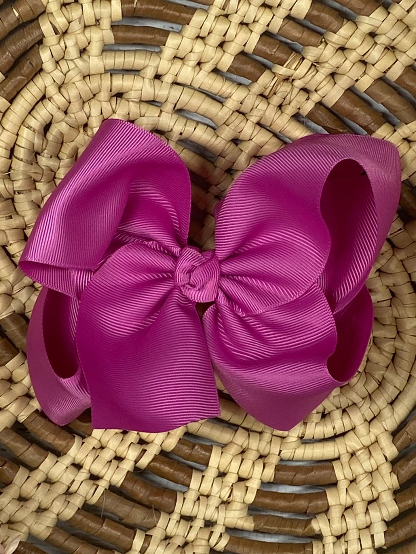 Classic Grosgrain Hair Bow - French Clip - 4.5"