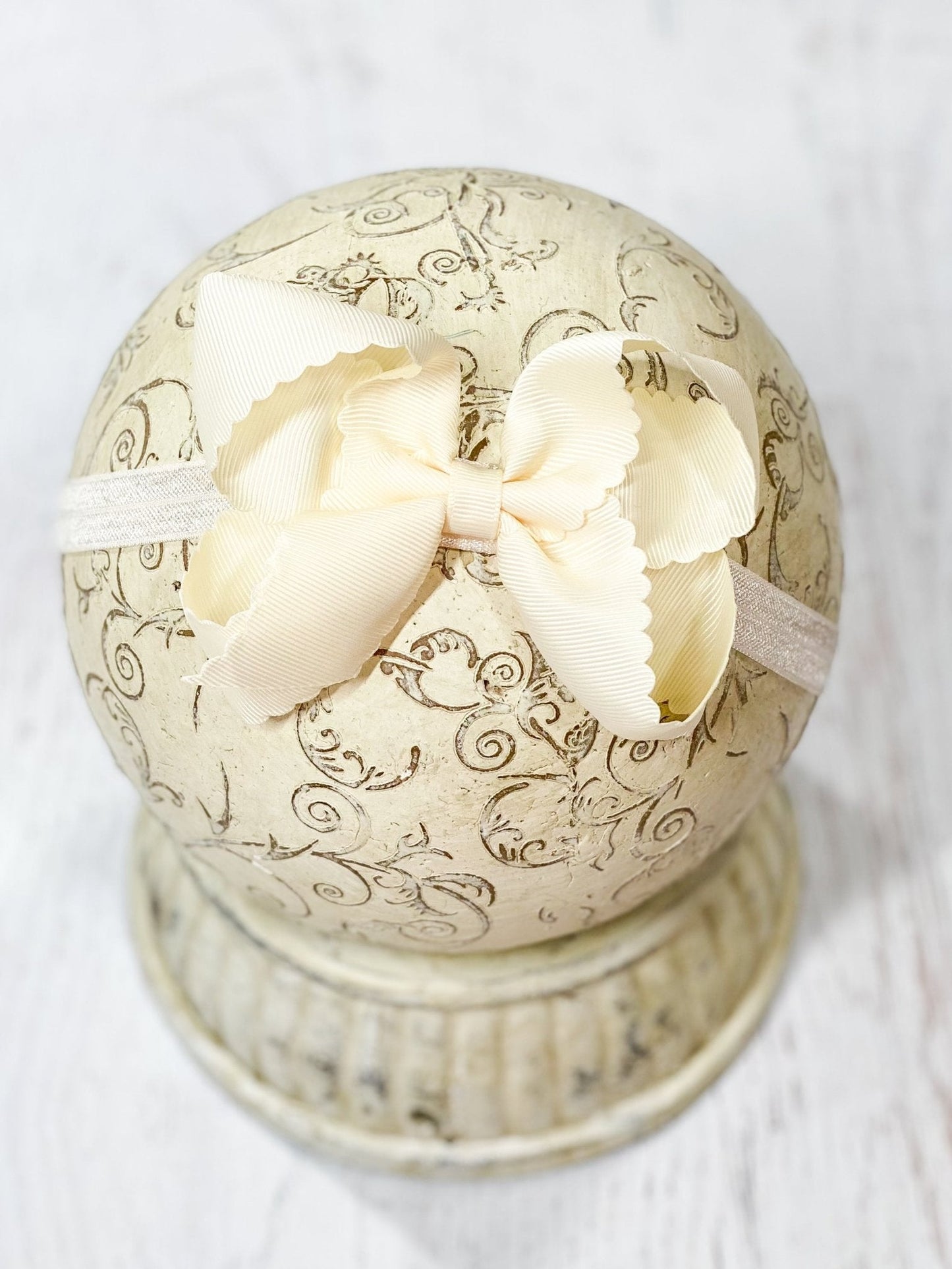 Classic Scalloped Bow - Headband - 4.5"