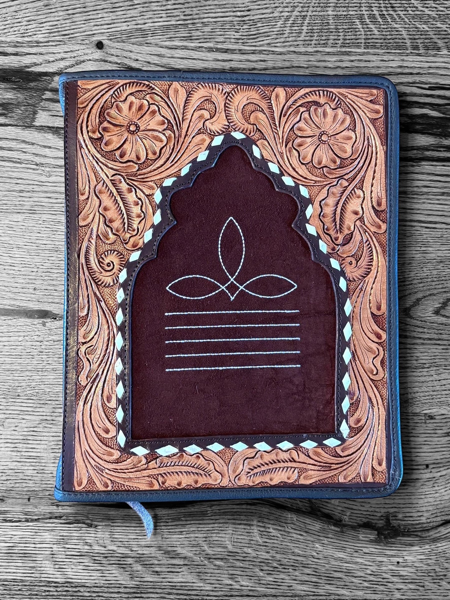 Business Autograph Headshot 3 Ring Folder Western Cowhide tooled leather by Double B Wild Rags