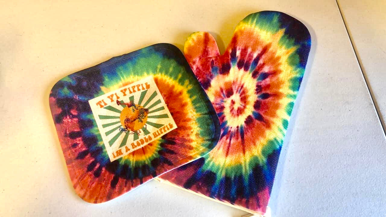 Hot Pad/Oven Mitt Set