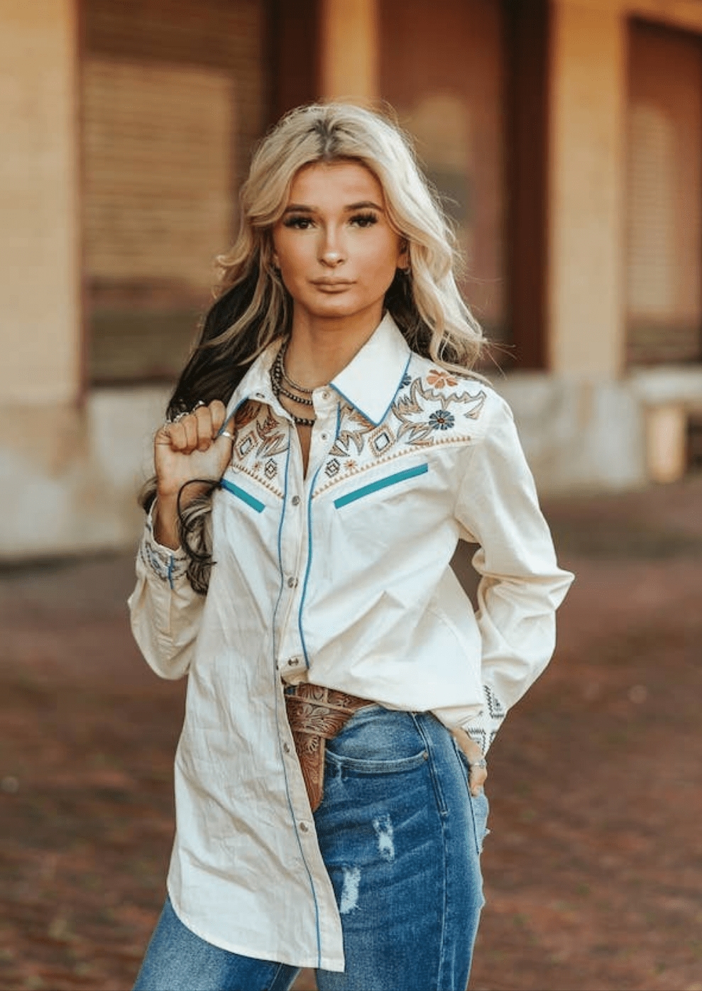 Ivory Embroidered Western Yoke Pearl Snap Top