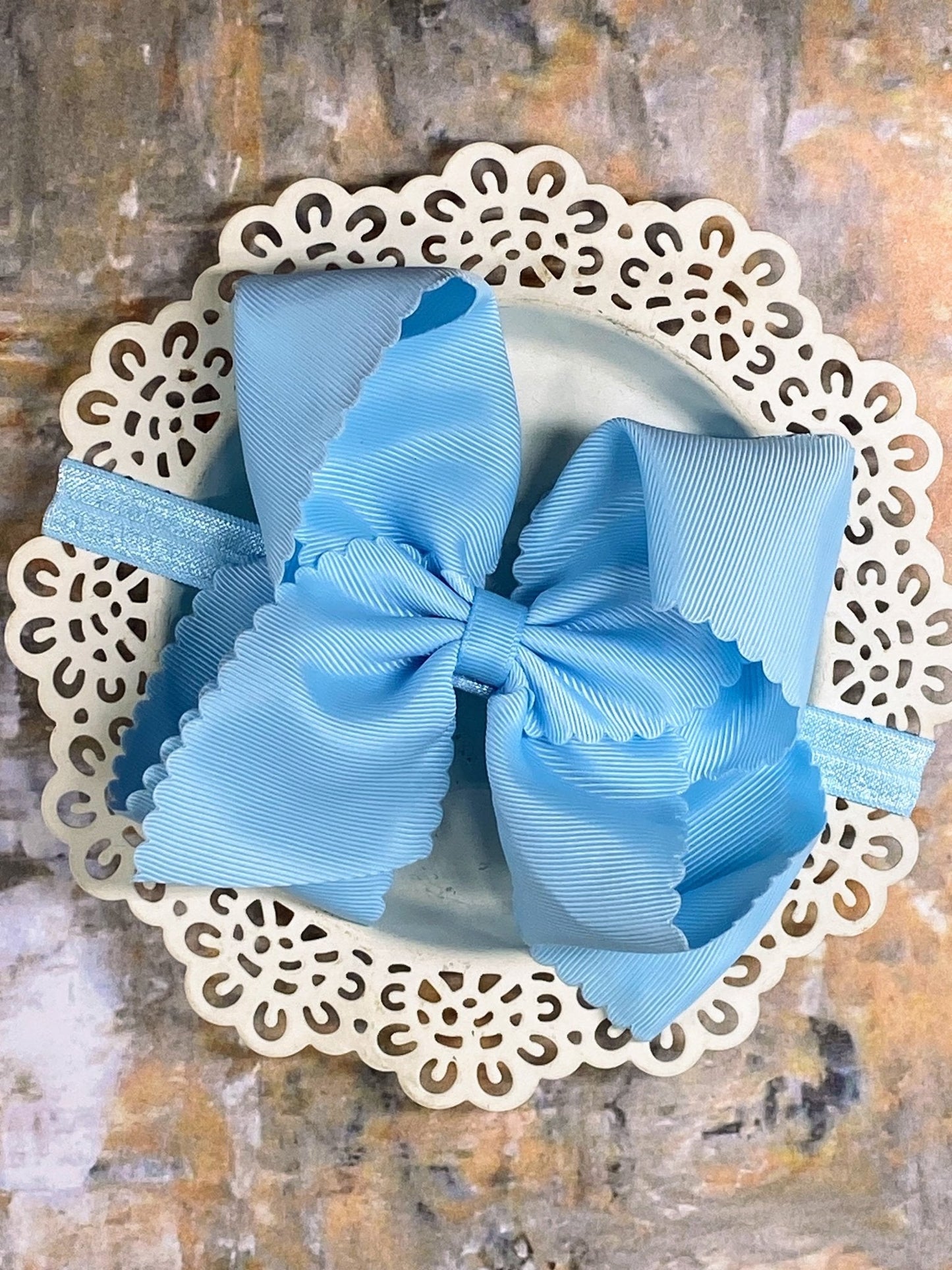 Oversize Scalloped Bow - Headband - 5.5"