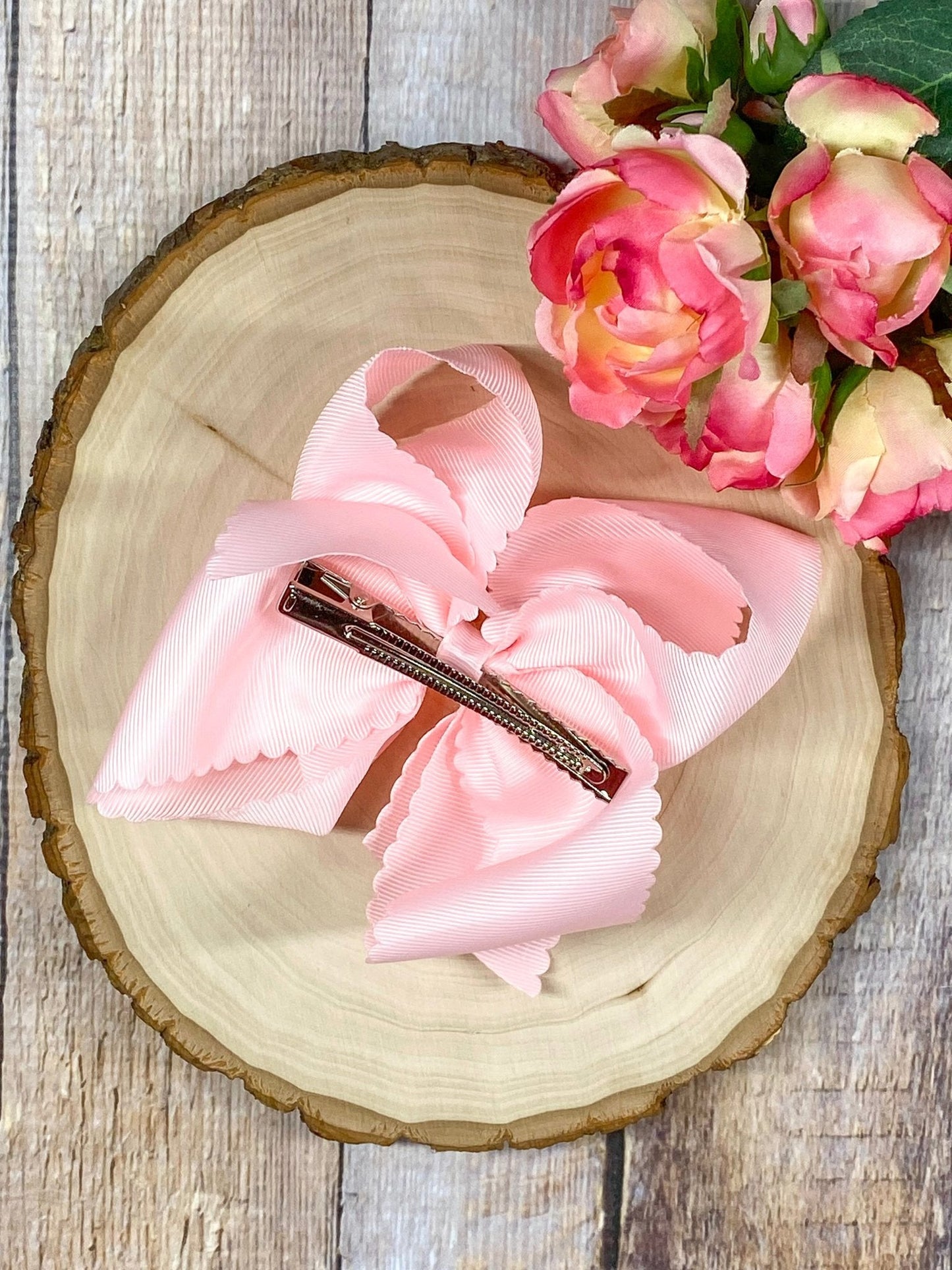 Oversize Scalloped Bows - Alligator Clip - 5.5"