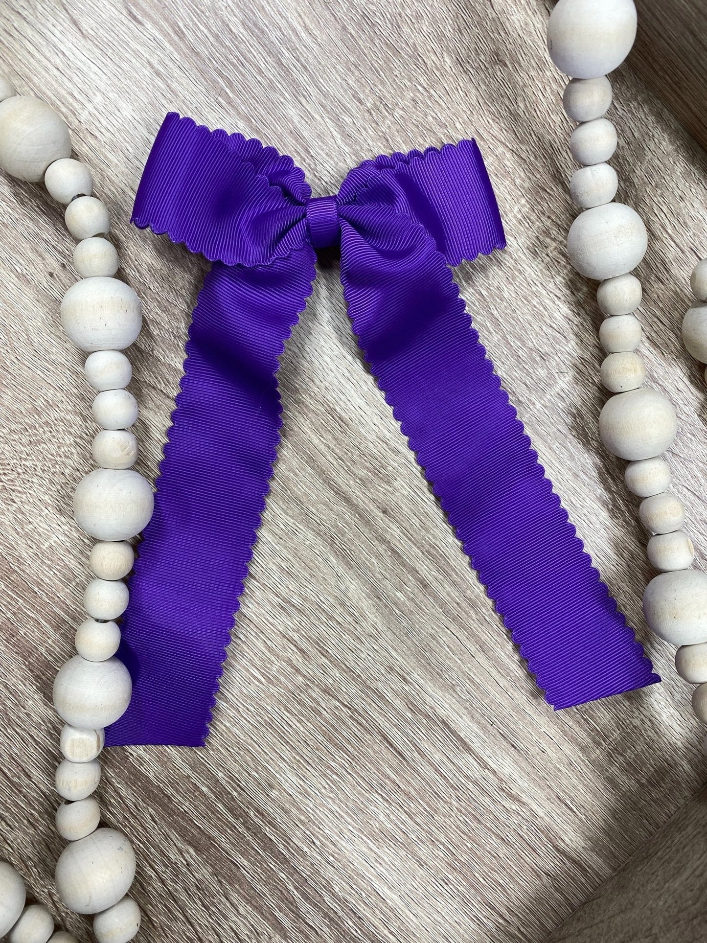 Scalloped Long Tail Bow with Alligator Clip